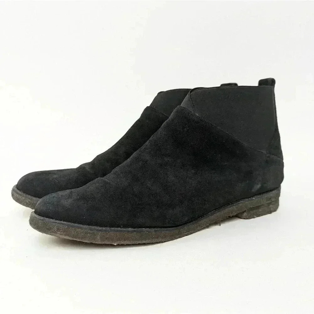 Stuart Weitzman Black Suede Booties - 11.5